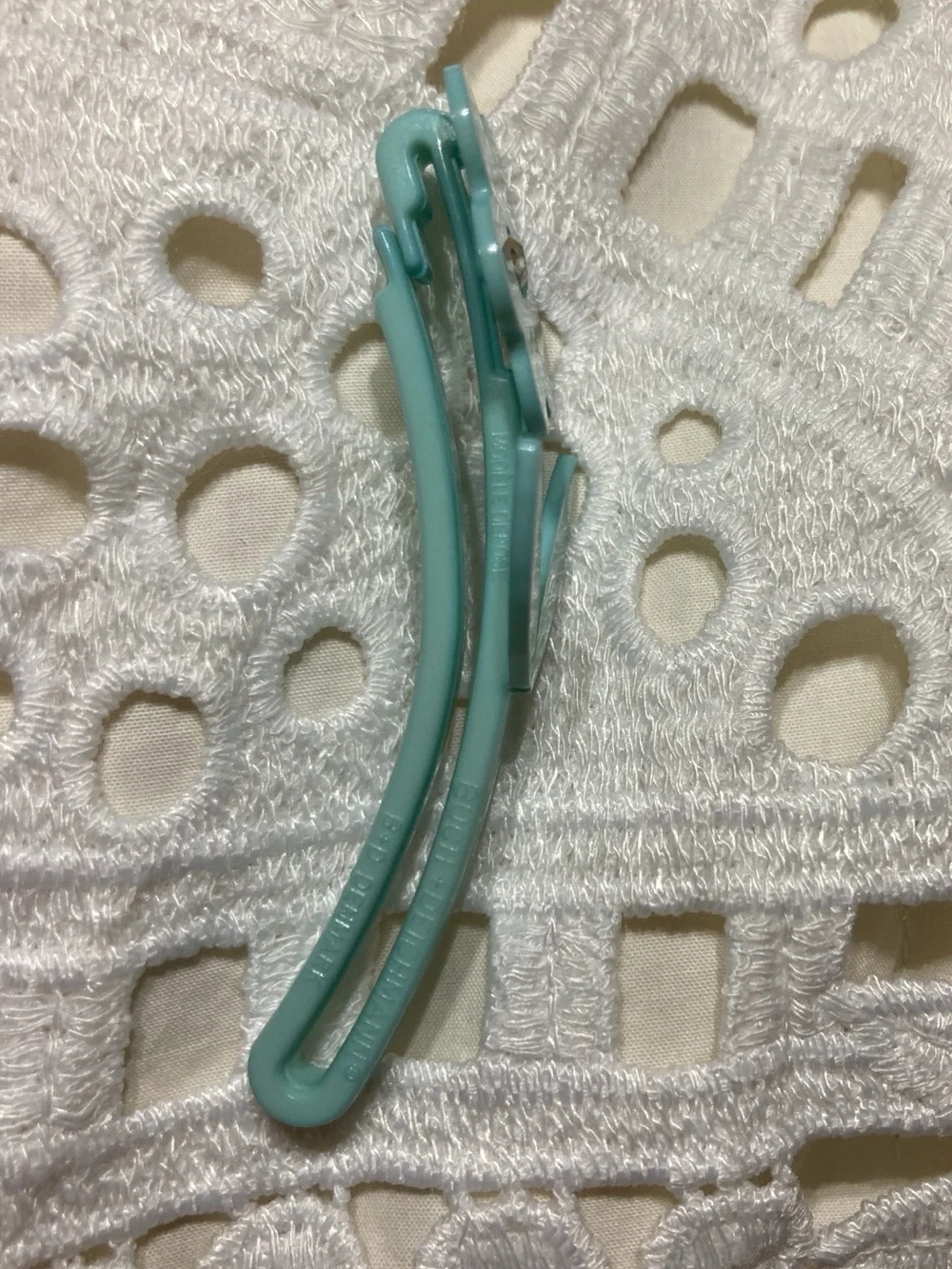 Vintage Buch + Deichmann Flower Crystal Hair Barrett (in aqua)